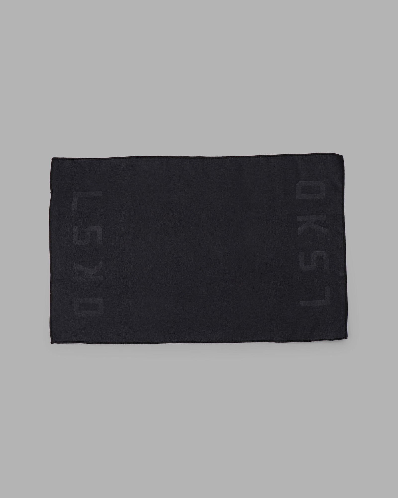 Perform Microfibre Lightweight Towel Small - Black