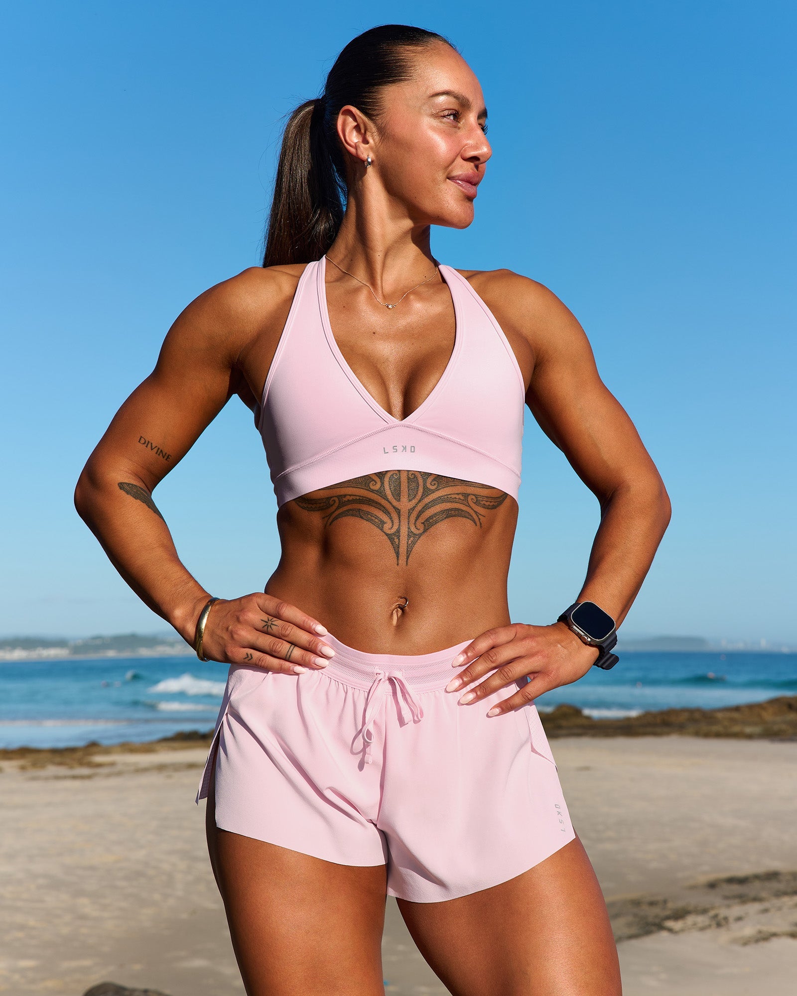 Woman wearing Accelerate 3" Mid-Rise Running Short - Marshmallow | Model:Chelsea | Size:S