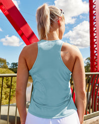 Woman wearing Pace Running Tank - Retro Blue | Model:Hannah | Size:S
