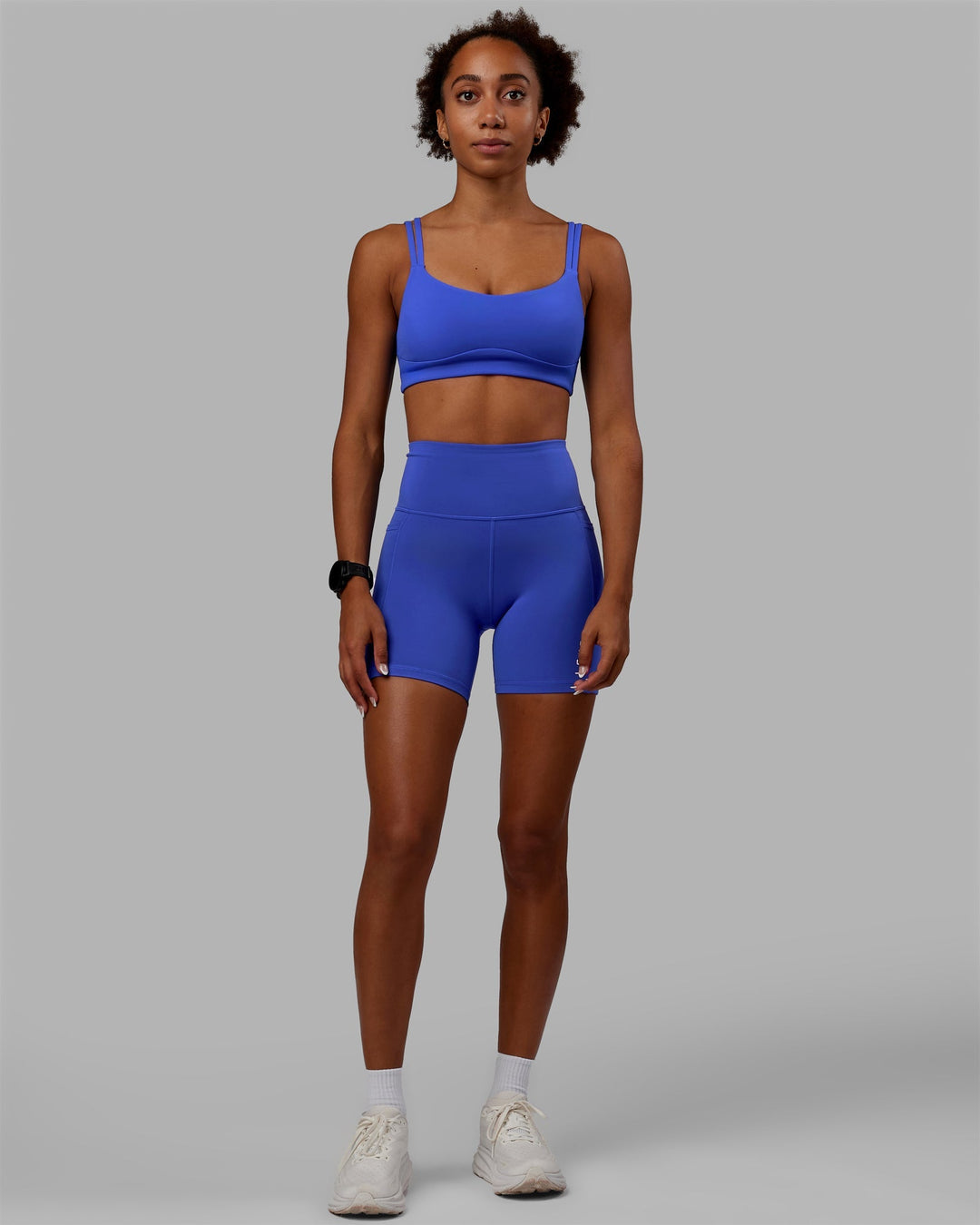 Women Wearing Flux Ultra High-Rise 6" Short Pockets - Power Cobalt