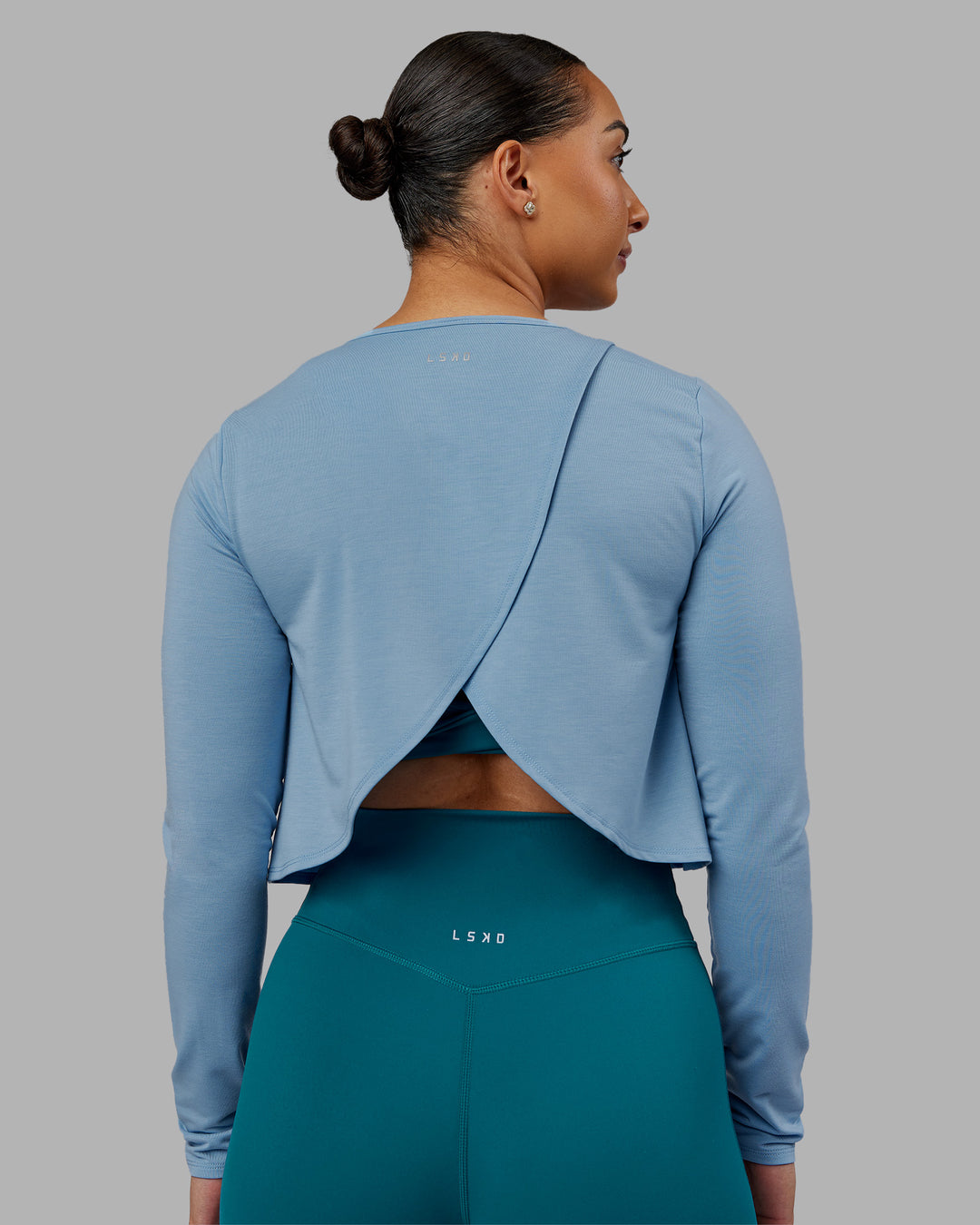 Woman wearing Breeze Long Sleeve Training Tee - Glacier Lake | Model:Ayla | Size:S