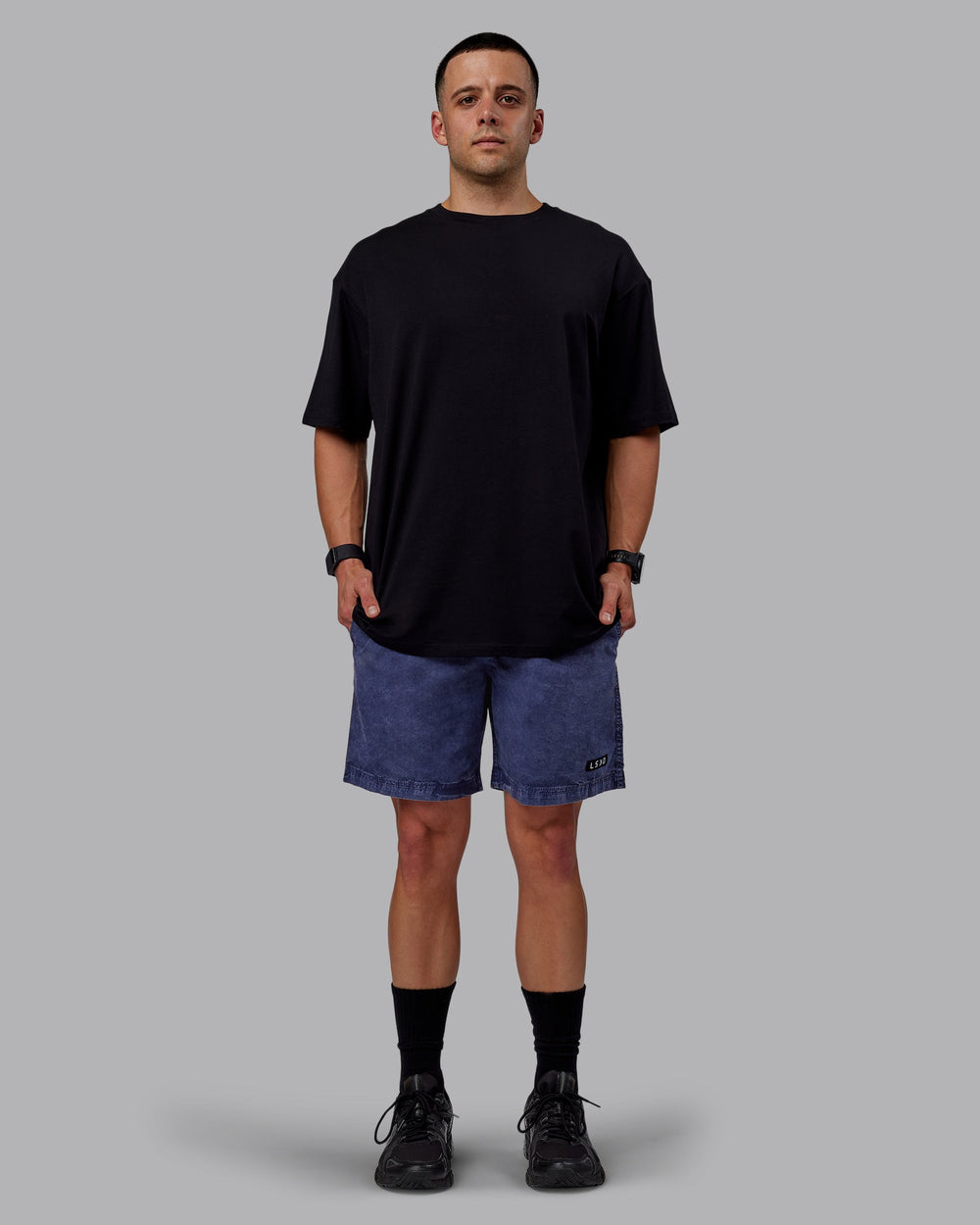 Man wearing Daily Shorts - Pigment Blue