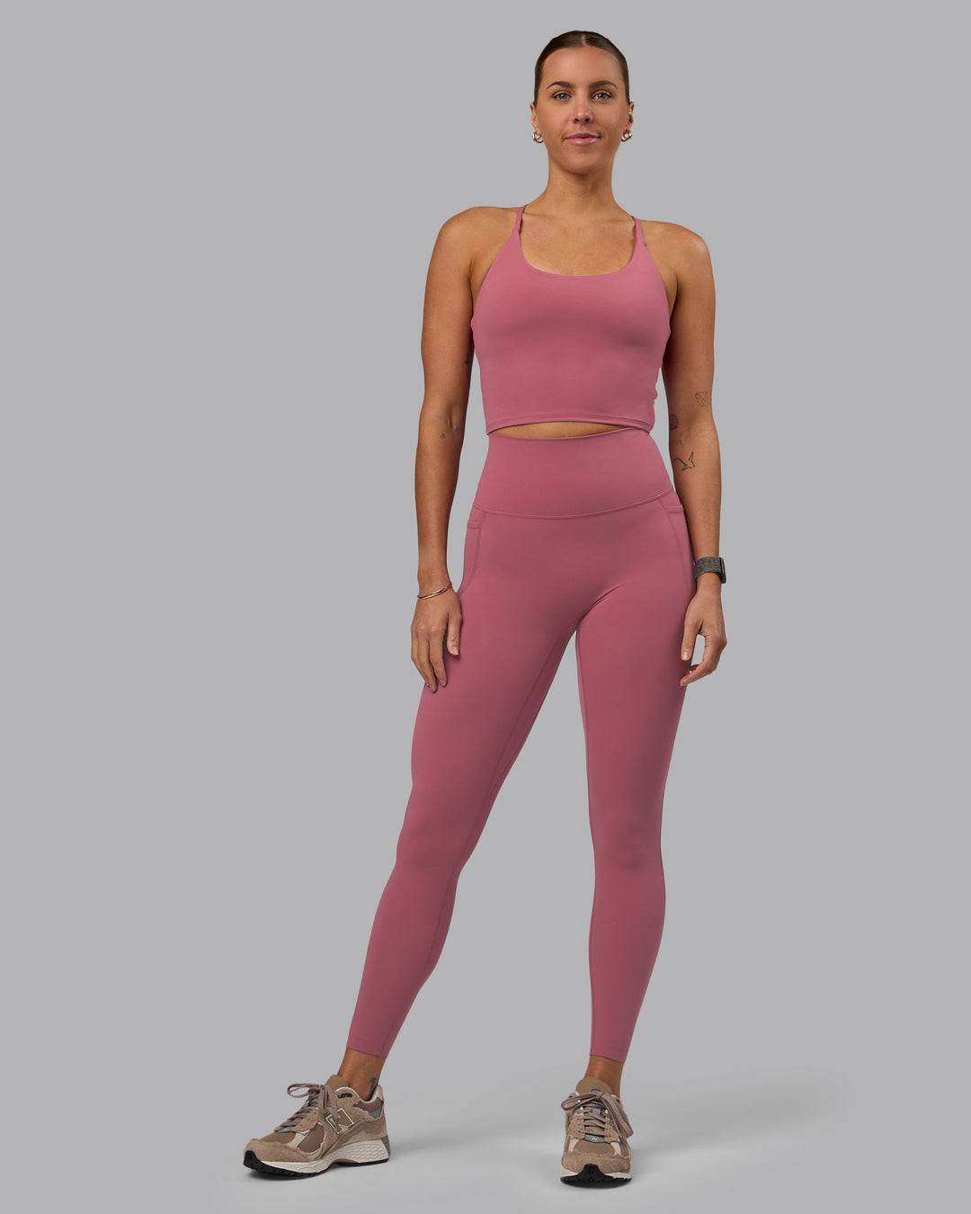 Woman wearing Elixir Full Length Leggings With Pockets - Mauve Haze