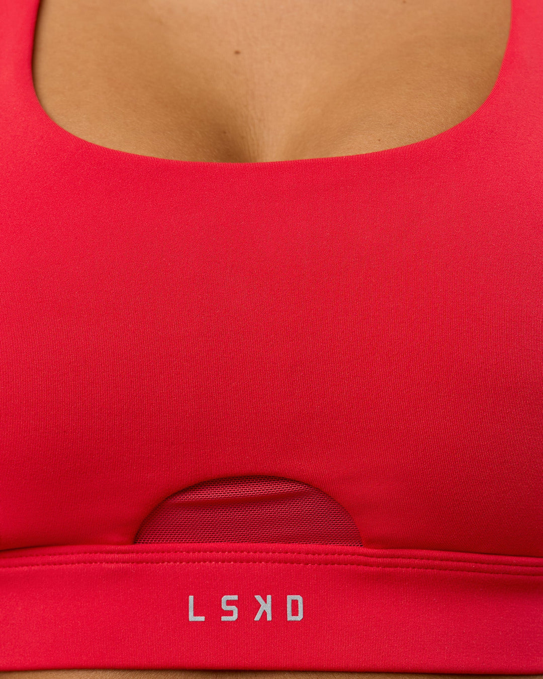 Woman wearing Fast Track Sports Bra Scarlet | Model:Bianca | Size:S | - view 6