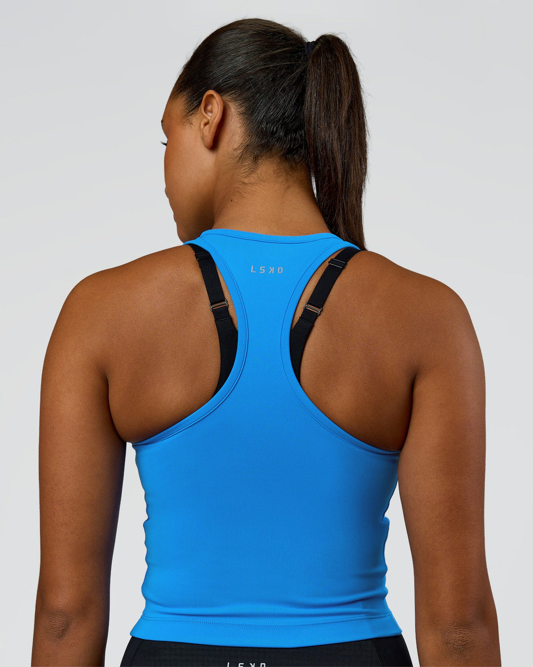 Woman wearing Flow Performance Tank 2.0 - Palace Blue | Model:Rosie | Size:S - view 6