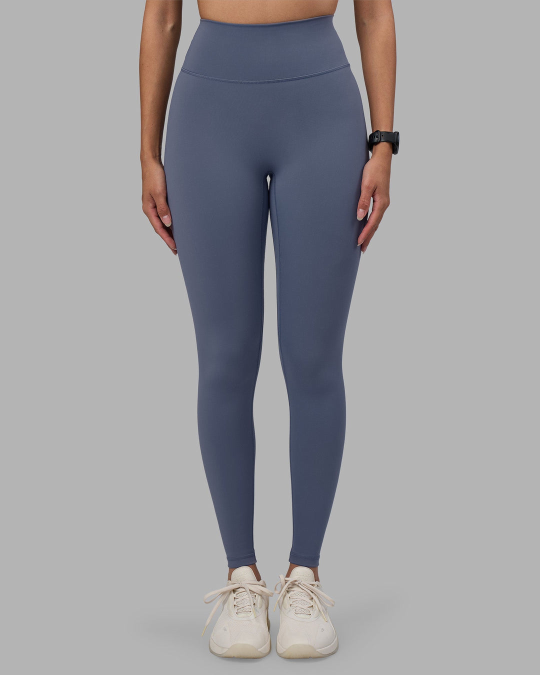 Woman wearing Fusion Ultra High-Rise Full Length Legging - Night Shadow | Model:Rhiley | Size:S