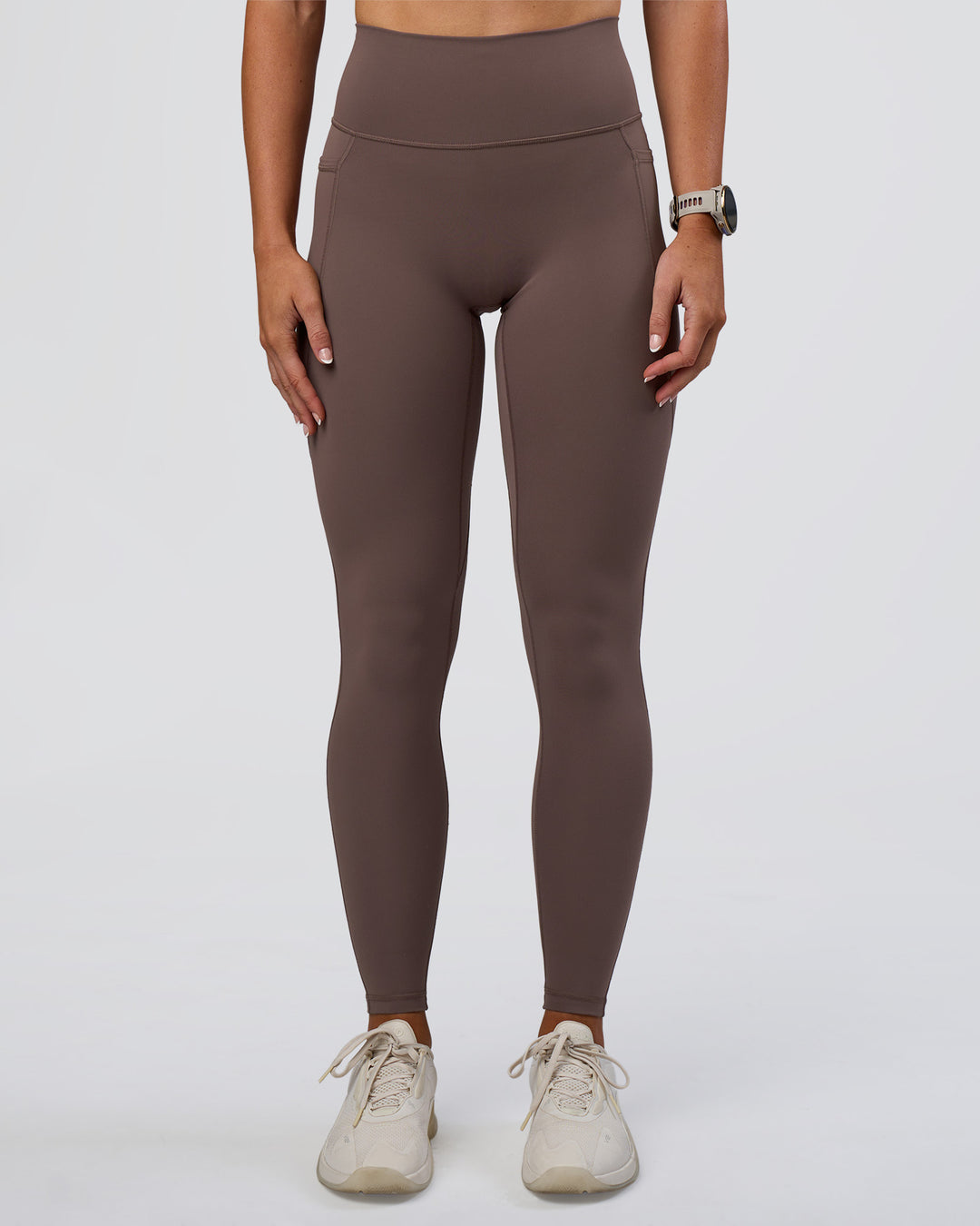 Woman wearing Fusion Ultra High-Rise Full Length Legging Pockets - Peppercorn | Model:Emelia | Size:S