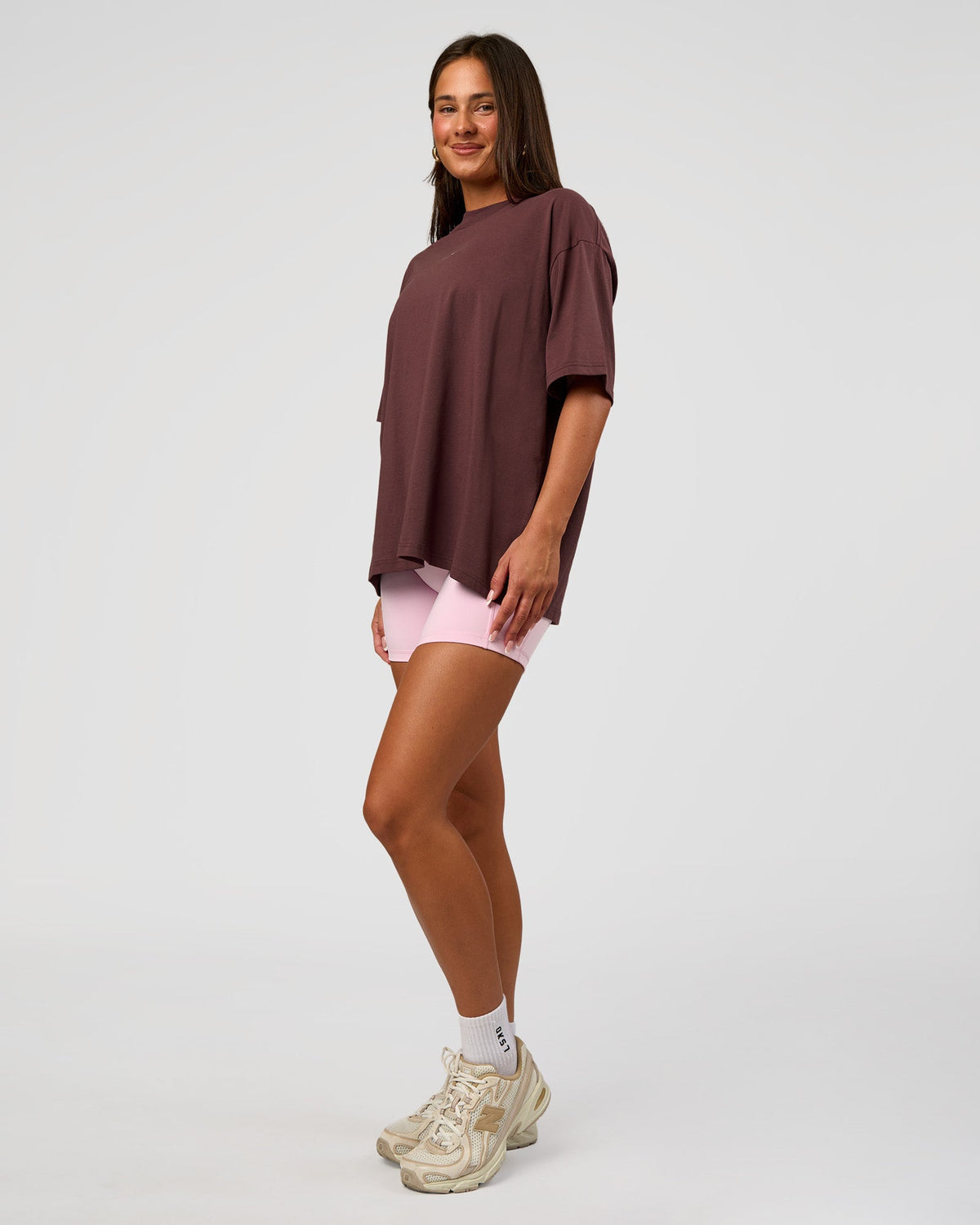 Woman wearing Go-To FLXCotton Oversized Tee - Cocoa Powder-White | Model:Bianca | Size:S