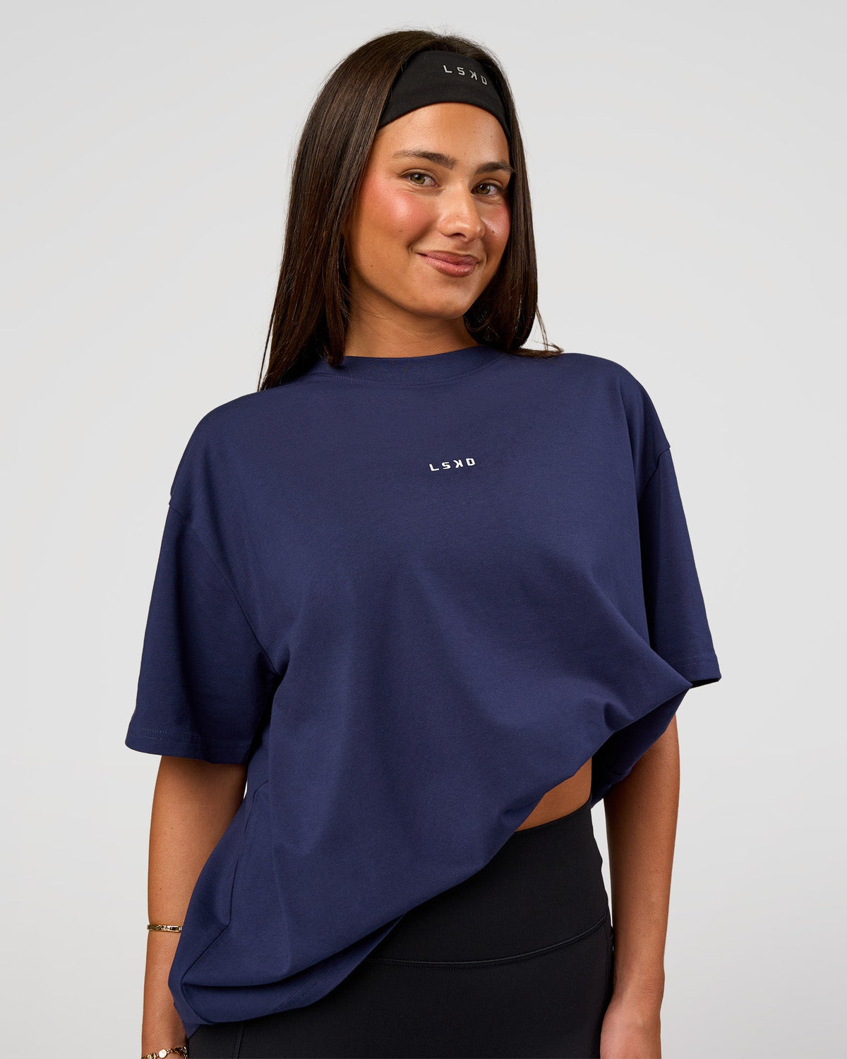 Woman wearing Go-To FLXCotton Oversized Tee - Future Navy-White | Model:Bianca | Size:S - view 1
