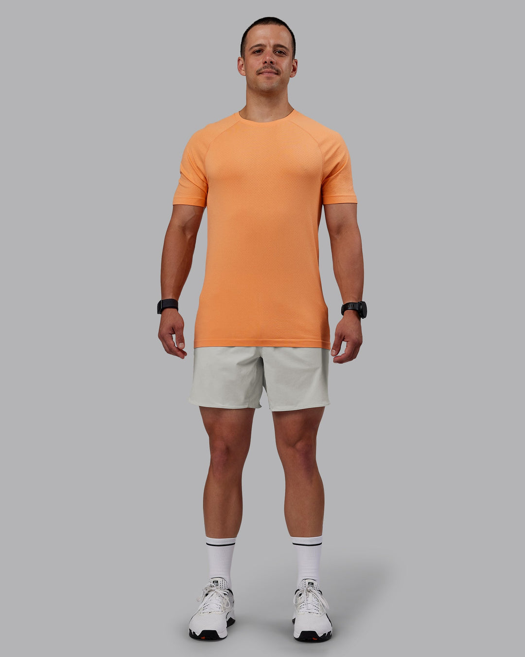 Man wearing Lift 6&quot; Performance Shorts - Digital Mist