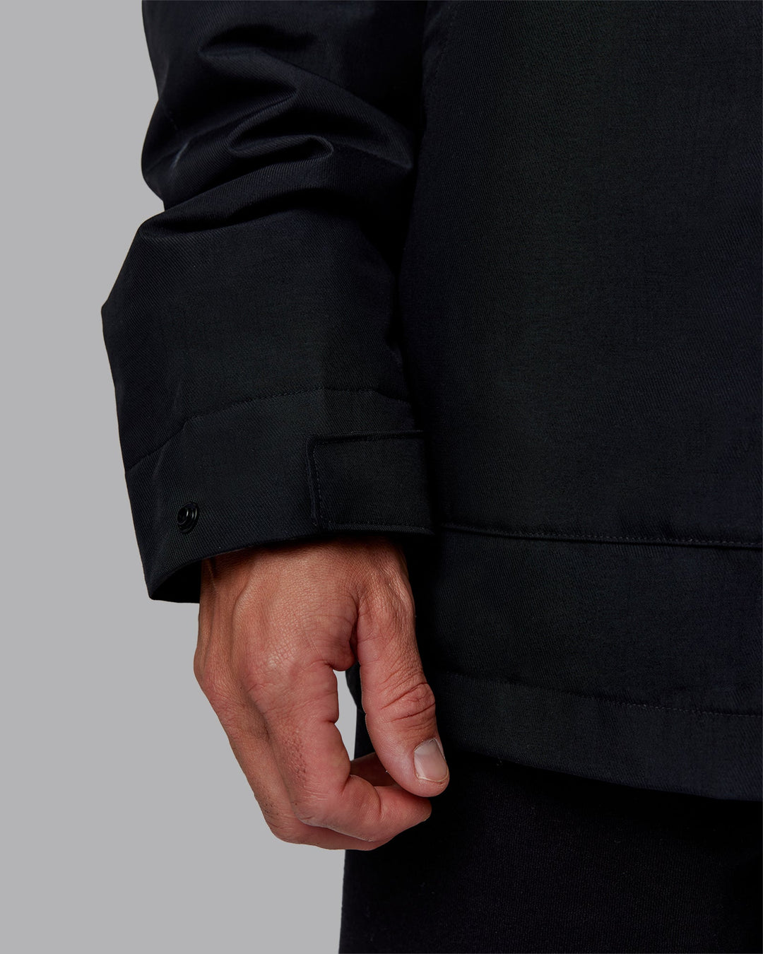 Man wearing Marshall 2.0 Jacket - Black | Model:Tommy | Size:S