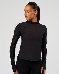 Woman wearing On the Run Long Sleeve - Black | Model:Rosie | Size:S