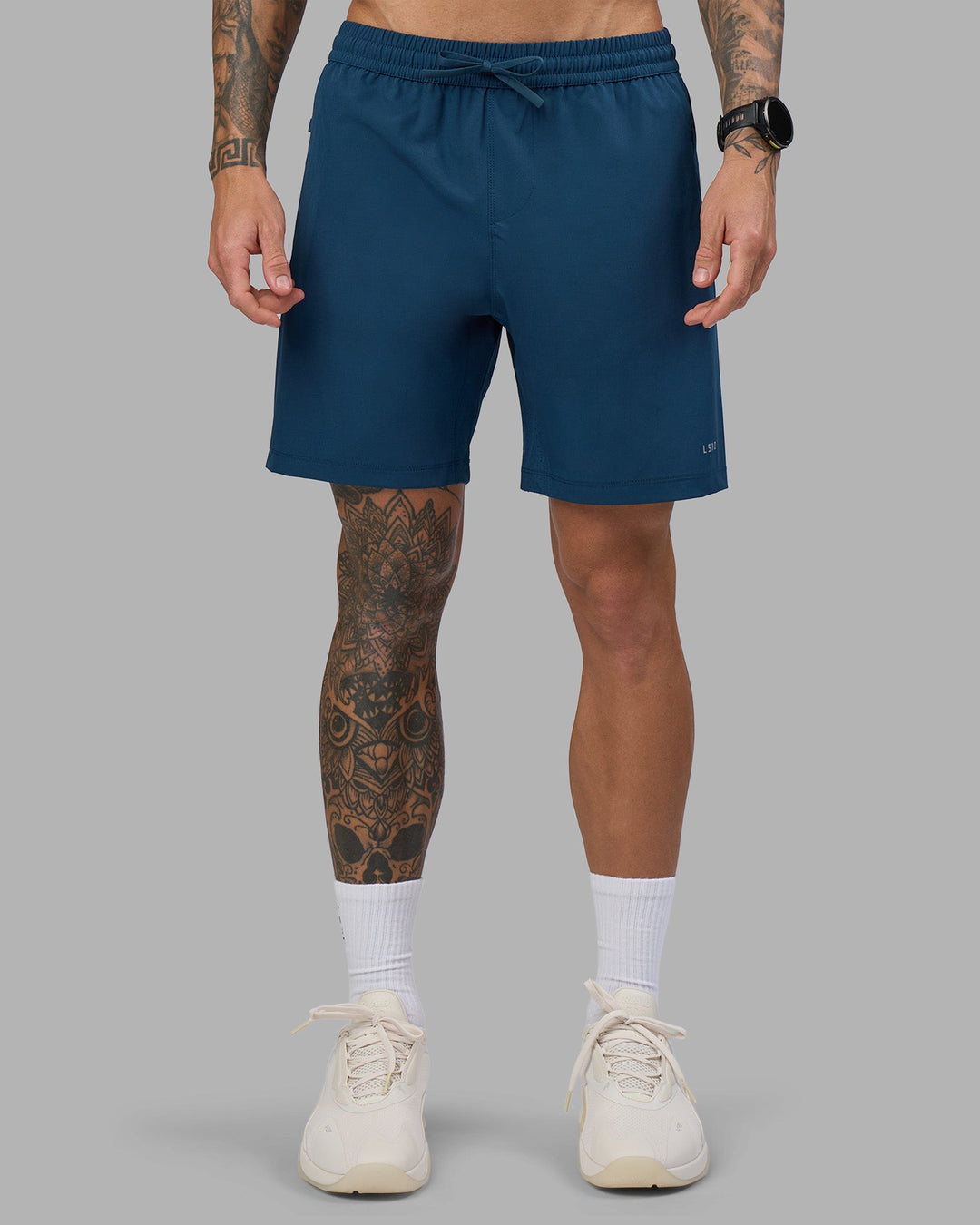 Man wearing Rep 7&