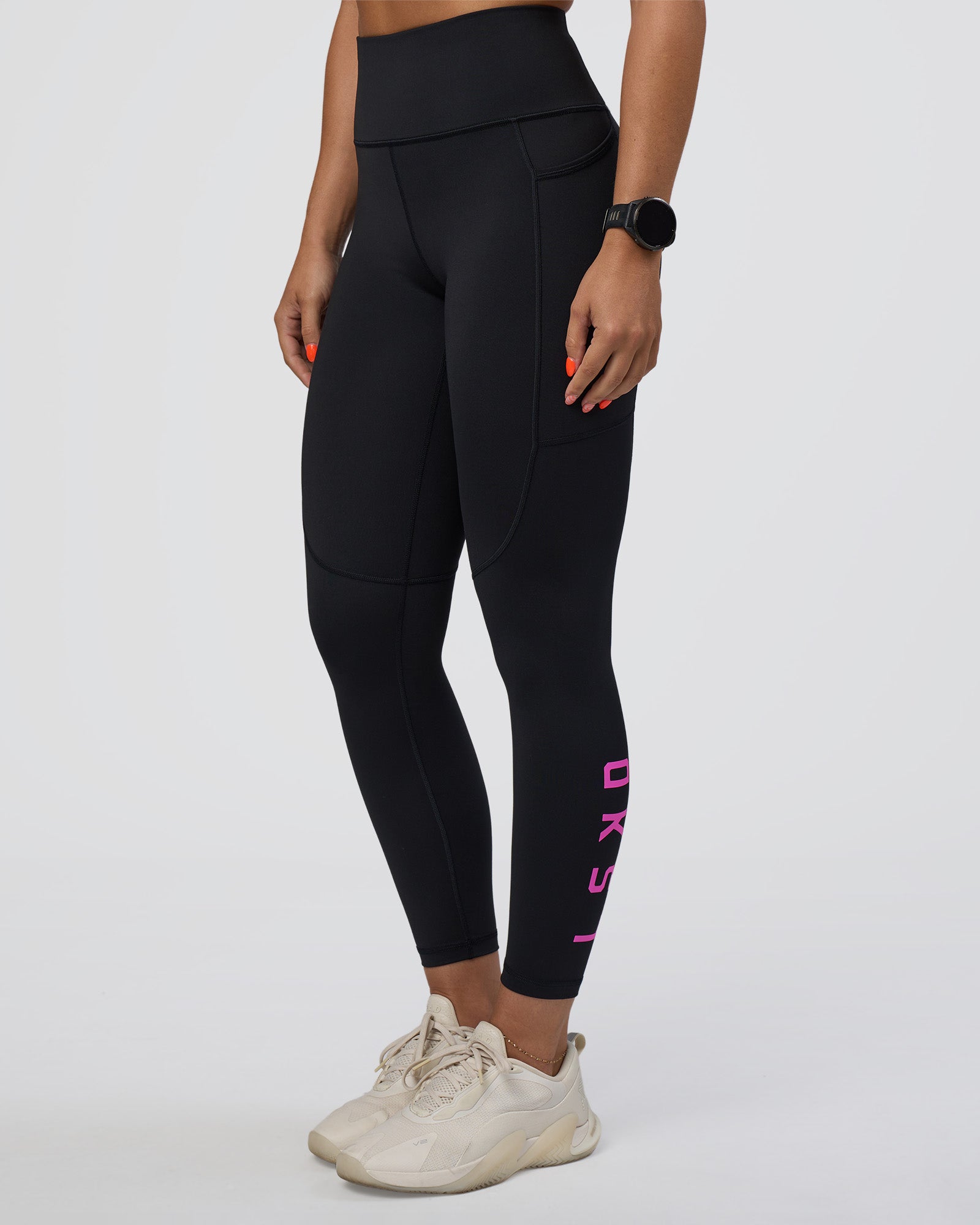 Woman wearing Rep Ultra High-Rise 7/8 Legging Pockets - Black-Ultra Fuchsia | Model:Abbey | Size:S