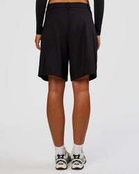 Woman wearing StretchShift Wide Leg Short - Black | Model:Ruby | Size:S | Thumbnail Index: 7
