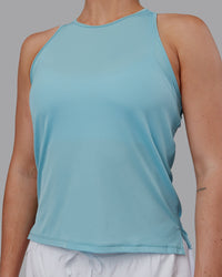 Woman wearing Pace Running Tank - Retro Blue | Model:Hannah | Size:S