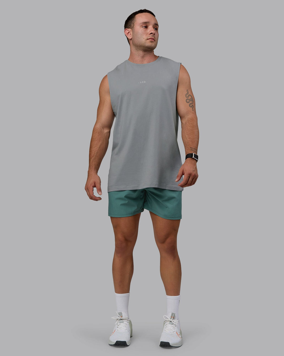 Man wearing Challenger 6&quot; Performance Shorts - Sagebrush