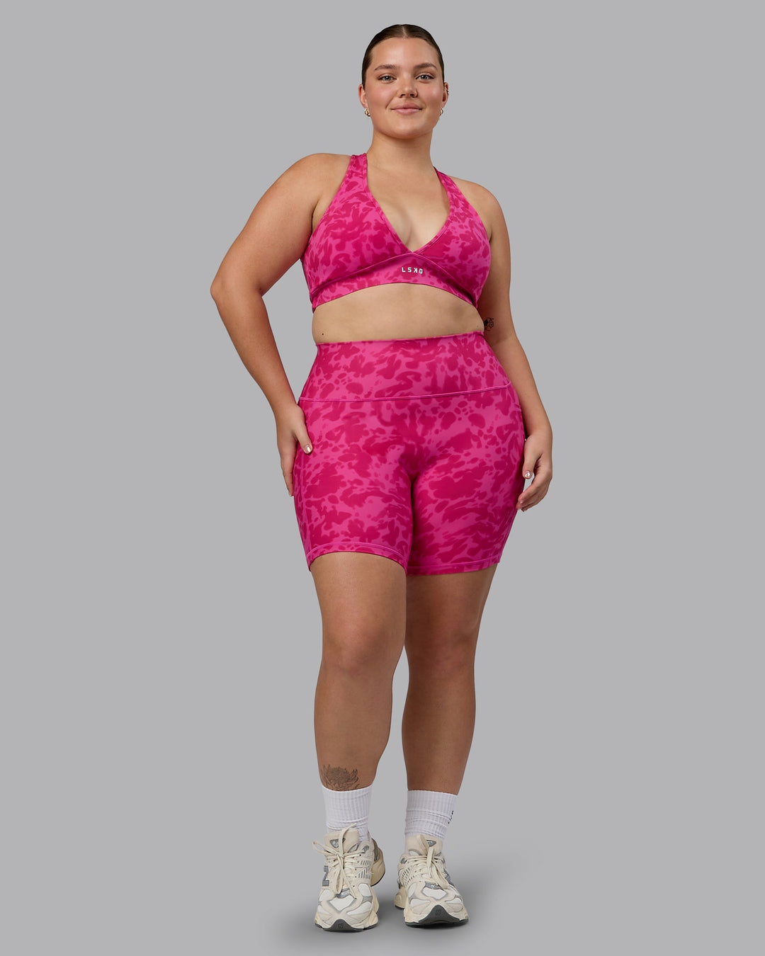 Fusion Mid-Length Shorts - Strawberry-Lava Lamp