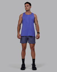 Man wearing Perform VapourFLX Tank - Baja Blue Marl