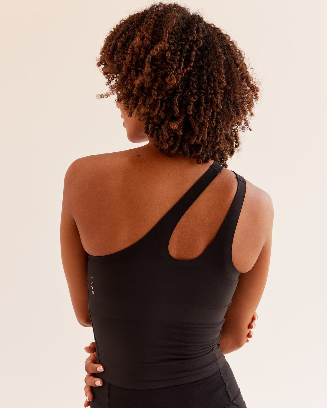 Woman wearing Bend &amp; FLX Plunge Tank - Black | Model:Tomi | Size:XS