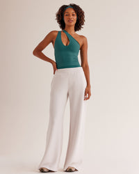 Woman wearing Elevate SoftTouch Wide Leg Pant Tall - Clay | Model:Tomi | Size:XS