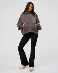 Woman wearing Distort Oversized Hoodie - Duskstone Washed | Model:Bianca | Size:XS | Thumbnail Index: 5