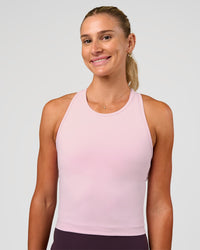 Woman wearing Flow Performance Tank 2.0 - Marshmallow | Model:Emelia | Size:XS