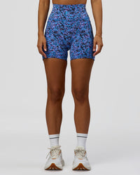 Woman Fusion V-Contour Ultra High-Rise X Short Pockets in Energy Print Blue Multi | Model:Brylee | Size:XS
