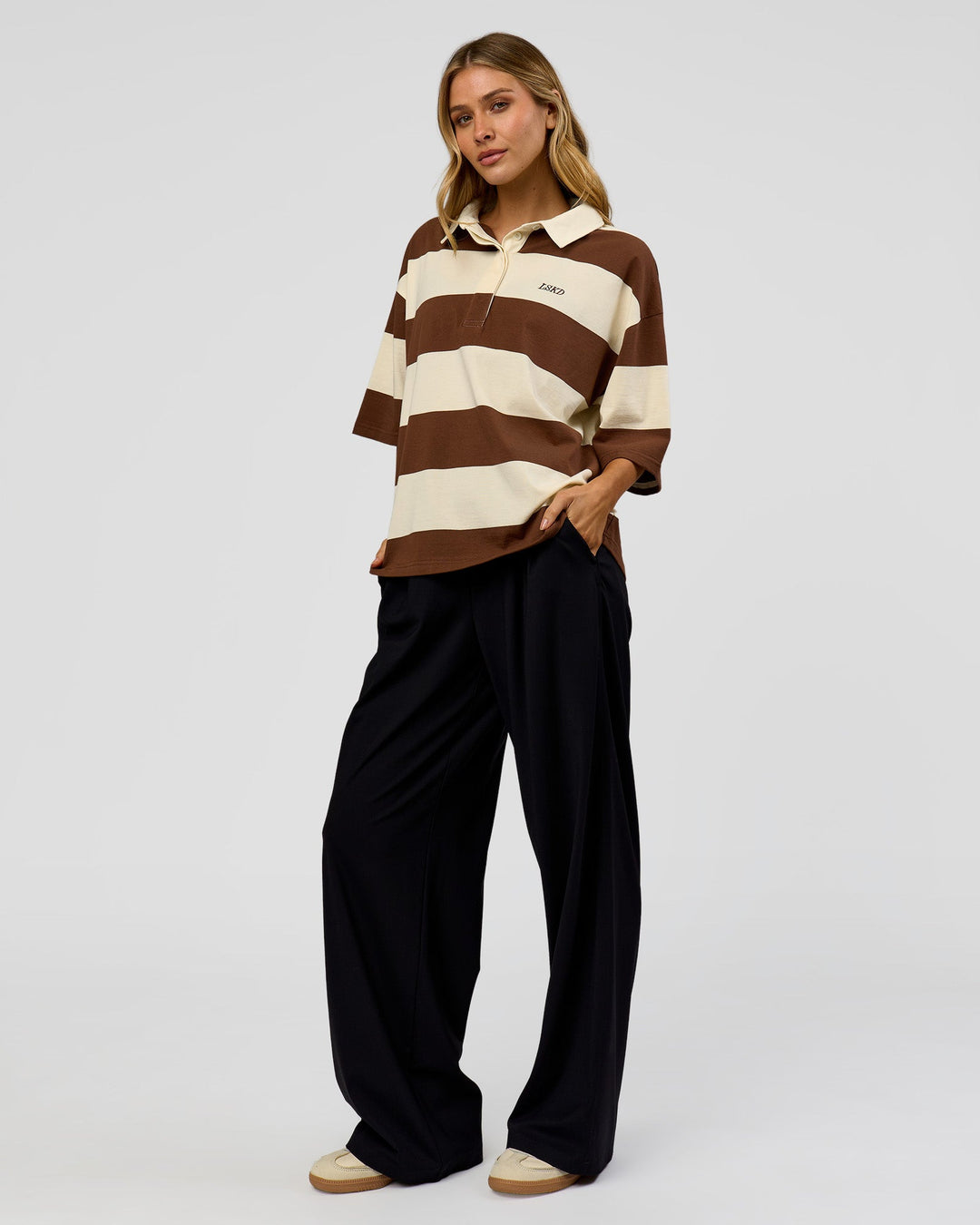Woman wearing Oversized Rugby Polo - Off White - Brown | Model:Leilani | Size:XS