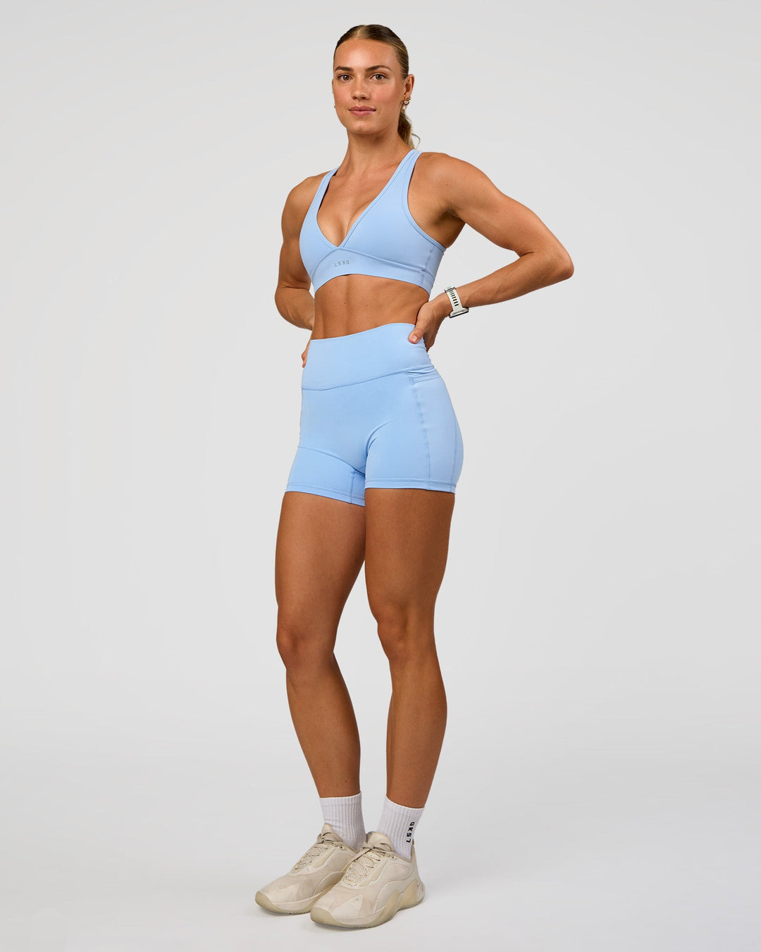 Woman wearing Stamina Sports Bra - Open Air | Model:Maja | Size:XS