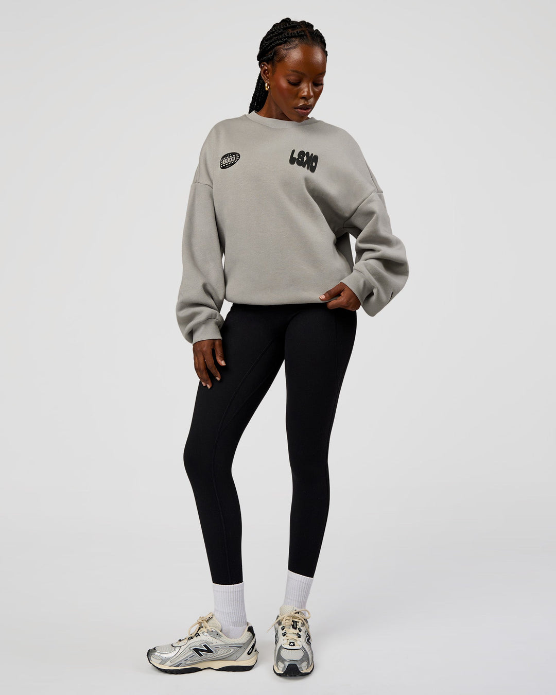 Woman wearing Static Grit Boxy Crew - Alloy-Black | Model:Ellie | Size:XS