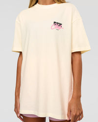 Woman wearing Values Run Club FLXCotton Tee - Off White-Candy Pink | Model:Georgia | Size:XS