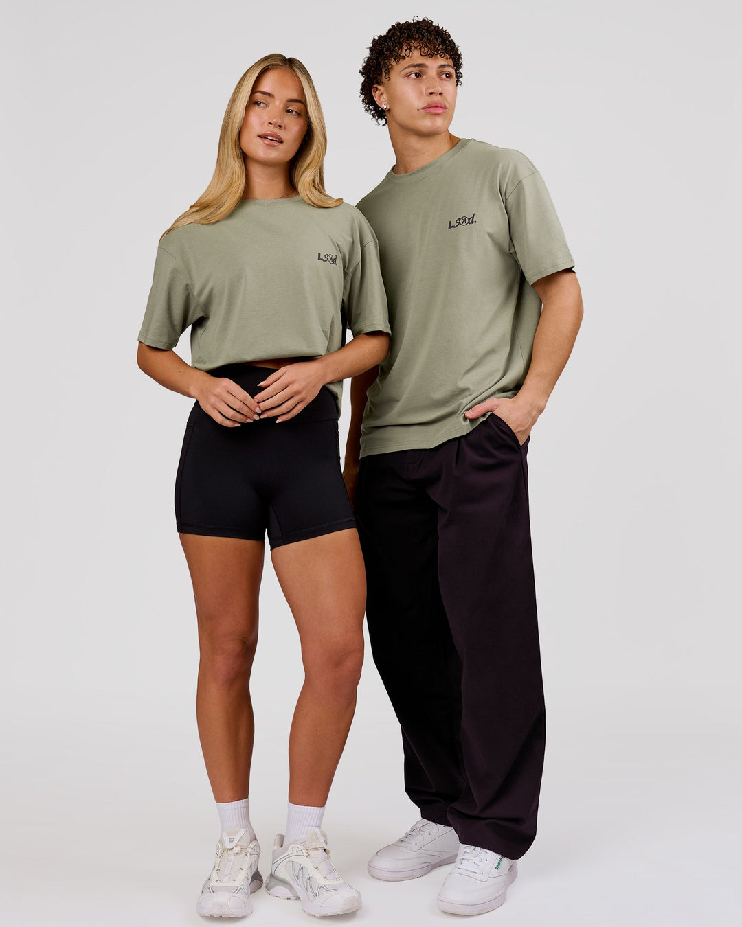 Duo wearing Blended FLXCotton Oversize Tee  - Fog | Model:Issy | Size:XS | Model:Leandro | Size:M - view 4