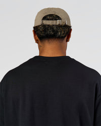 Man wearing Daily Cap - Taupe Ash | Model:Cap | Size:DAILY | Thumbnail Index: 6