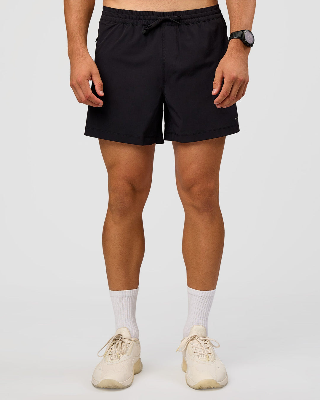 Man wearing Rep 5&