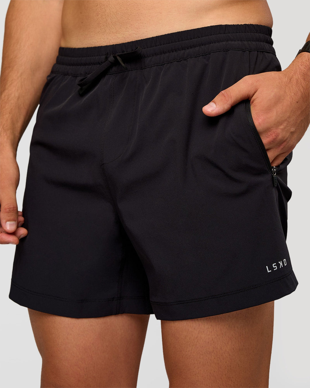 Man wearing Rep 5&