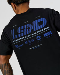 Man wearing Archive FLXCotton Oversized Tee - Black-Electric Indigo | Model:Xav | Size:L | Thumbnail Index: 14
