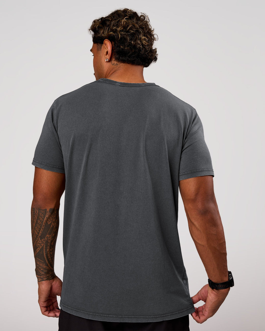 Man wearing Base FLXCotton Tee Oversized - Dark Storm Washed | Model:Xav | Size:L - view 3