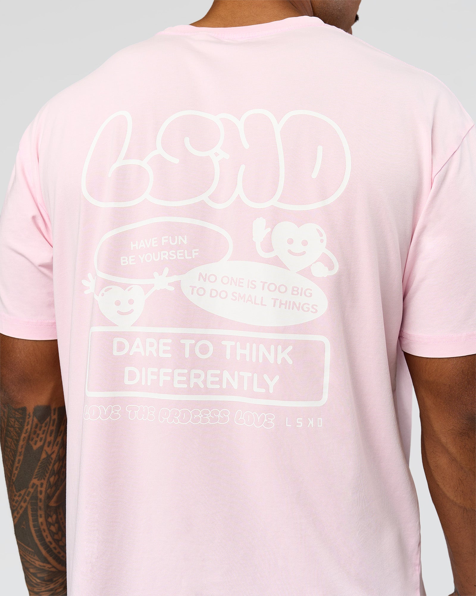 Man wearing Dare To Think FLXCotton Tee Oversize - Marshmallow Washed-White | Model:Xav | Size:L