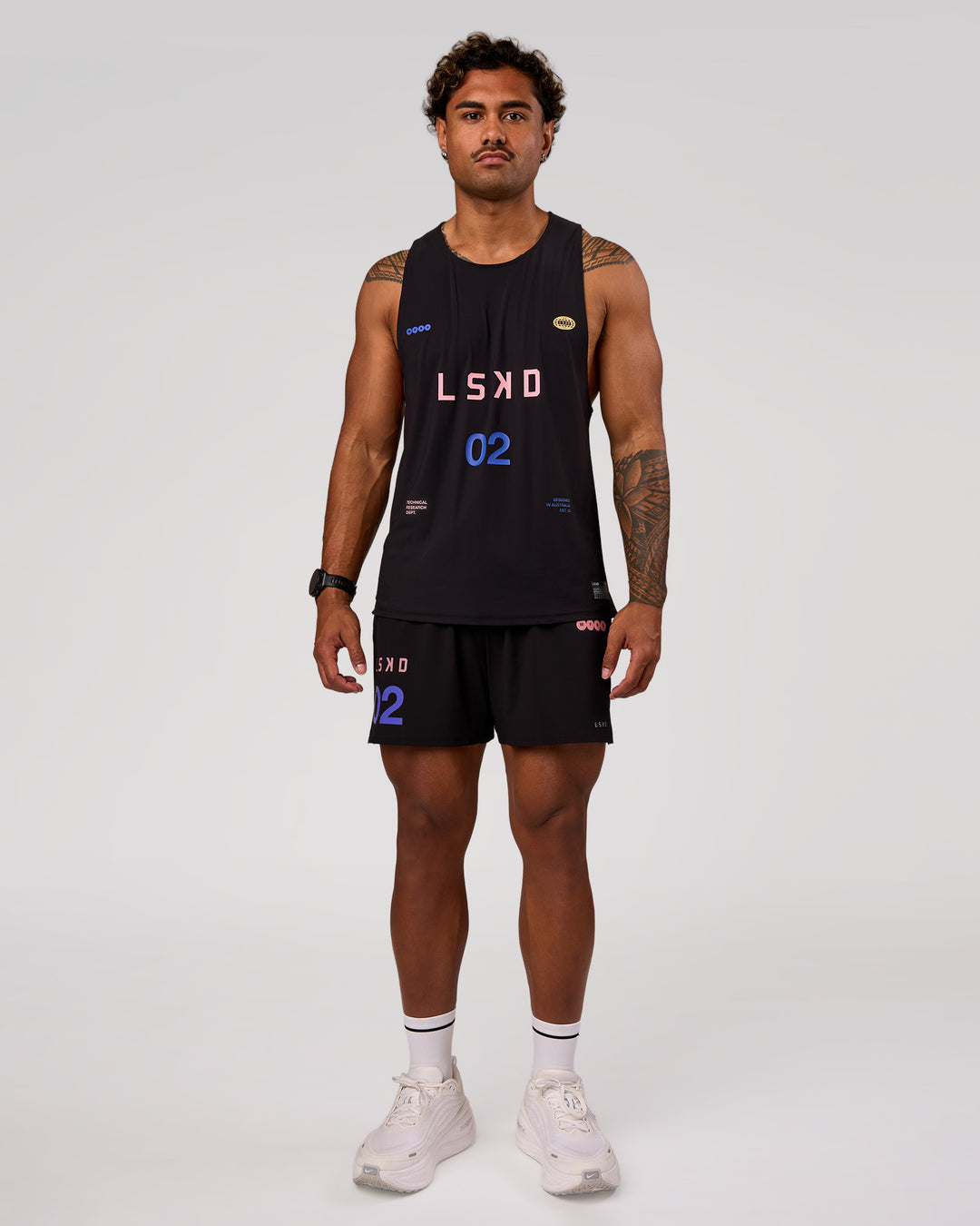 Man wearing Pace 5" Lined Running Short - Game Plan Black | Model:Xav | Size:L - view 8