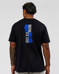 Man wearing Run Club Elevate FLXCotton Oversized Tee - Black-Electric Indigo | Model:Xav | Size:L