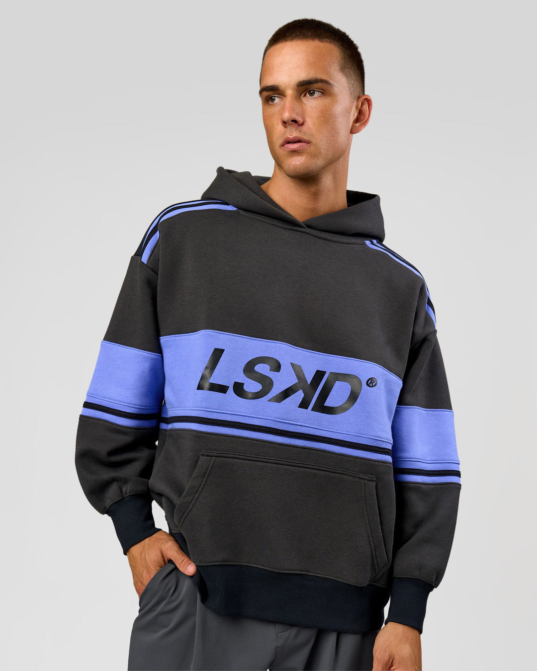 Man wearing A-Team Oversized Hoodie - Onyx-Bluebell | Model:Albert | Size:M - view 4