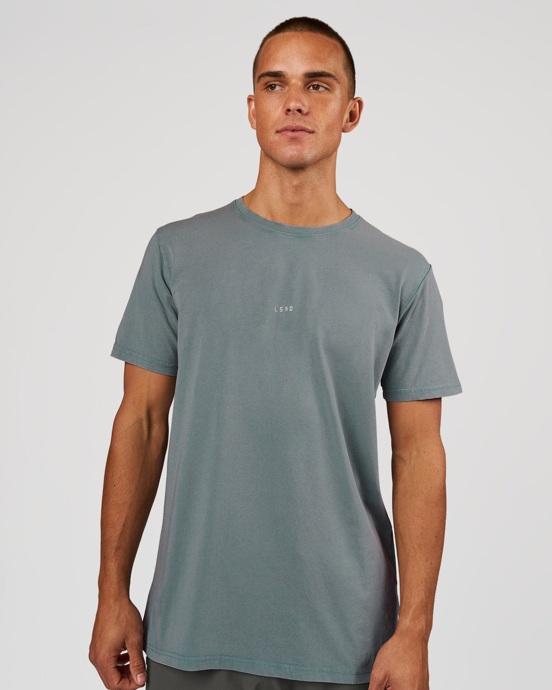 Man wearing Base FLXCotton Tee - Blue Mirage Washed | Model:Albert | Size:M - view 1