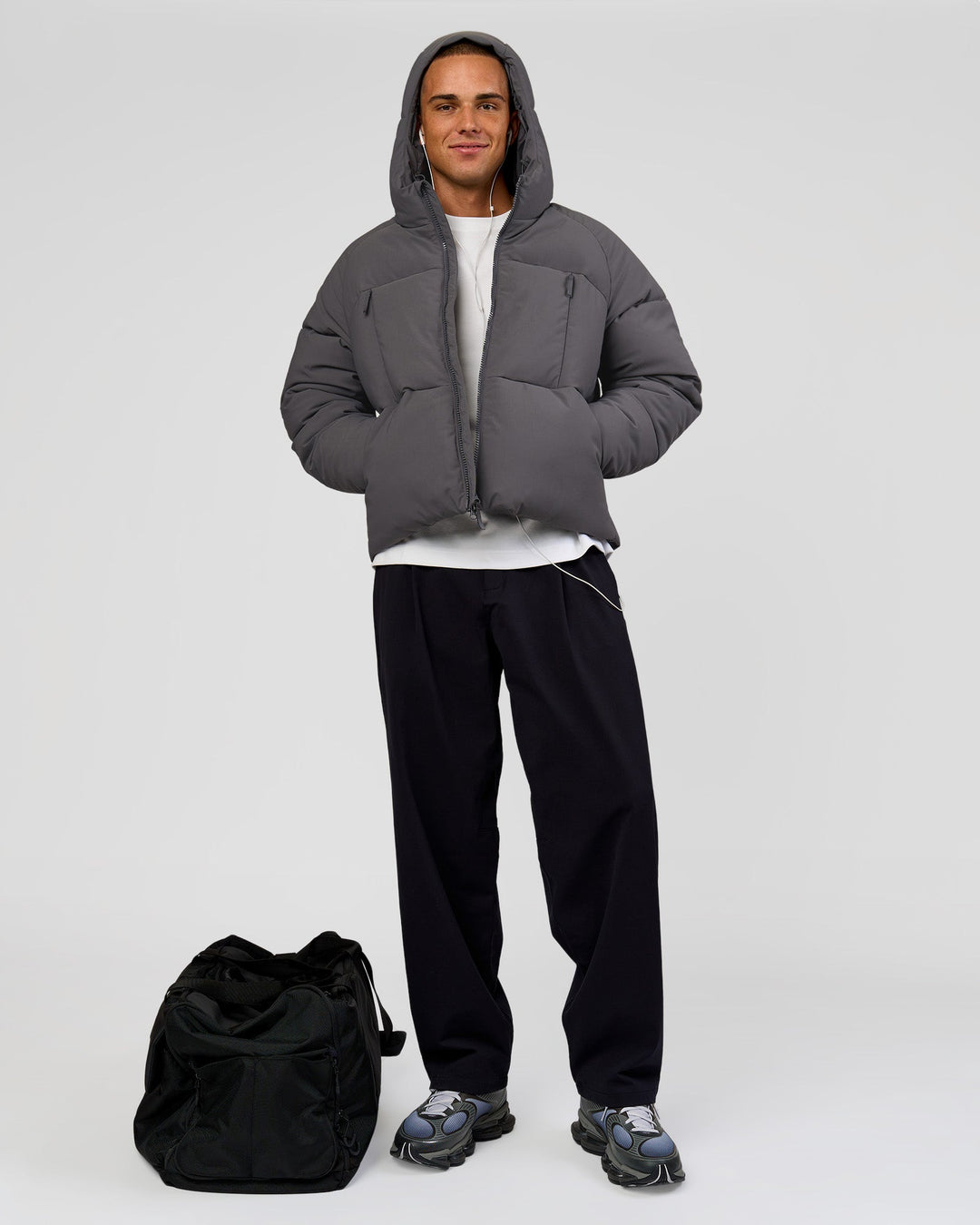 Man wearing Blackout Puffer Jacket - Dark Storm-Black | Model:Albert | Size:M - view 4