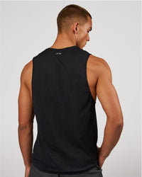 Man wearing AeroFLX+ Seamless Muscle Tank - Black Marl | Model:Albert | Size:M | Thumbnail Index: 1
