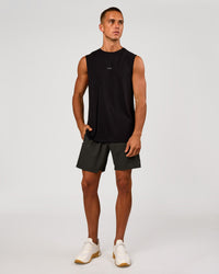 Man wearing Rep 7" Performance Short - Onyx | Model:Albert | Size:M | Thumbnail Index: 4