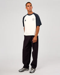 Man wearing Victory Heavyweight Boxed Raglan Tee - Silver Marl-Midnight Navy | Model:Albert | Size:M | Thumbnail Index: 9