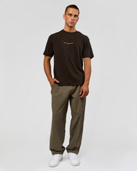 Man wearing VS1 Enjoy The Journey FLXCotton Oversize Tee - Ground Coffee | Model:Albert | Size:M | Thumbnail Index: 5