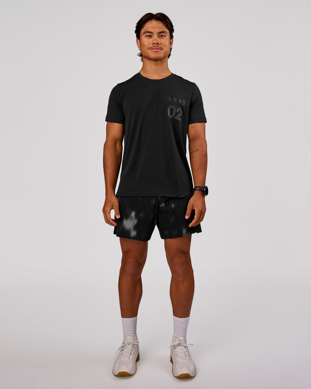 Man wearing Game Plan Rep Training Tee - Black-Onyx | Model:George | Size:M - view 3
