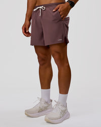 Man wearing Pace 5" Lined Running Short - Cocoa Powder-Off White | Model:George | Size:M | Thumbnail Index: 5